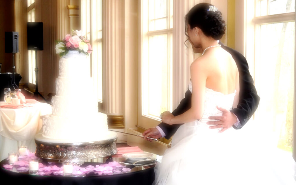 【無料音楽素材】結婚式場や披露宴等の映像・動画制作向けのフリーBGM「 Eternal Rings Story / Free BGM Ver. 」