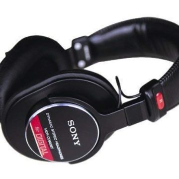 SONY 密閉型スタジオモニターヘッドホン MDR-CD900ST